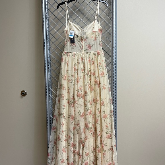 City Studio Juniors Brand Floral Empire waist Size 9 Regular price $120 - Picture 4 of 8